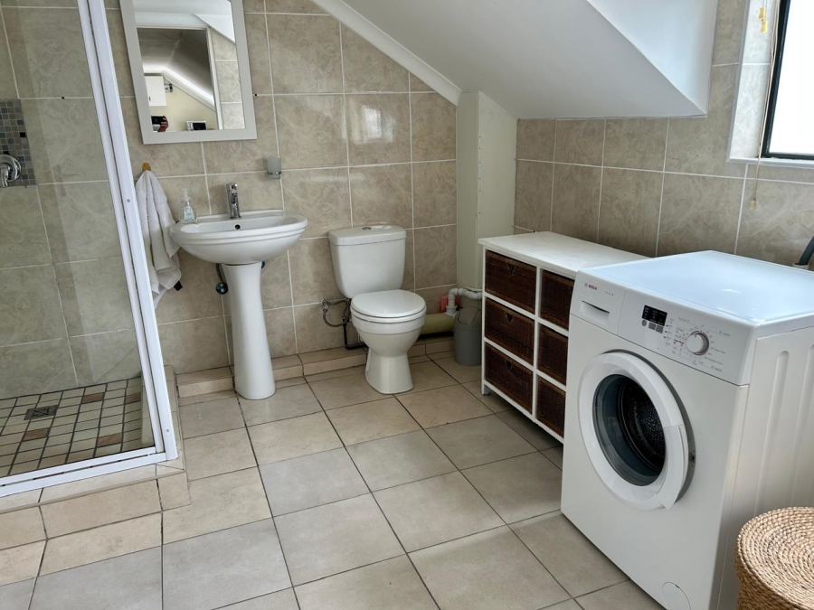 To Let 2 Bedroom Property for Rent in Westcliff Western Cape